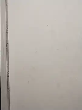 Snapshot of Shuttii_25 chatting on February 2025 06:34:01 AM Shuttii 25 online show from February 2025 06:34:01 AM