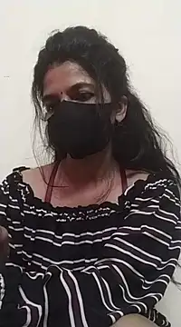 Snapshot of Shuttii_25 chatting on February 2025 06:16:02 AM Shuttii 25 online show from February 2025 06:16:02 AM