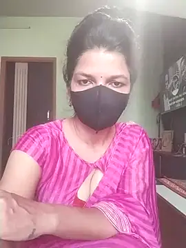 Snapshot of Shuttii_25 chatting on October 2025 04:43:02 AM Shuttii 25 online show from October 2025 04:43:02 AM