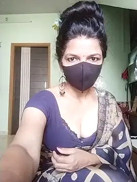 Snapshot of Shuttii_25 chatting on October 2025 05:18:01 AM Shuttii 25 online show from October 2025 05:18:01 AM