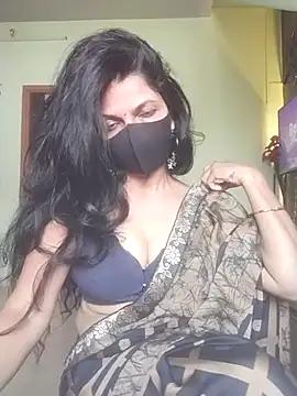 Snapshot of Shuttii_25 chatting on November 2025 07:40:01 AM Shuttii 25 online show from November 2025 07:40:01 AM