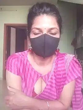 Snapshot of Shuttii_25 chatting on November 2025 04:24:01 AM Shuttii 25 online show from November 2025 04:24:01 AM