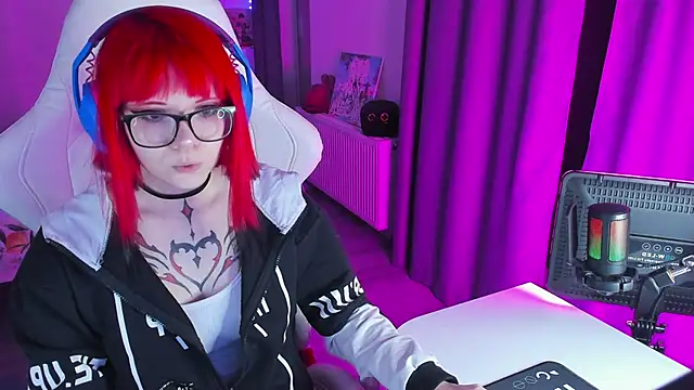 Snapshot of Yumi_Youkai chatting on January 2025 09:37:01 PM Yumi Youkai online show from January 2025 09:37:01 PM