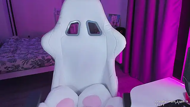 Snapshot of Yumi_Youkai chatting on February 2025 05:09:02 PM Yumi Youkai online show from February 2025 05:09:02 PM