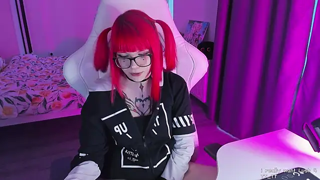 Snapshot of Yumi_Youkai chatting on March 2025 02:34:02 PM Yumi Youkai online show from March 2025 02:34:02 PM