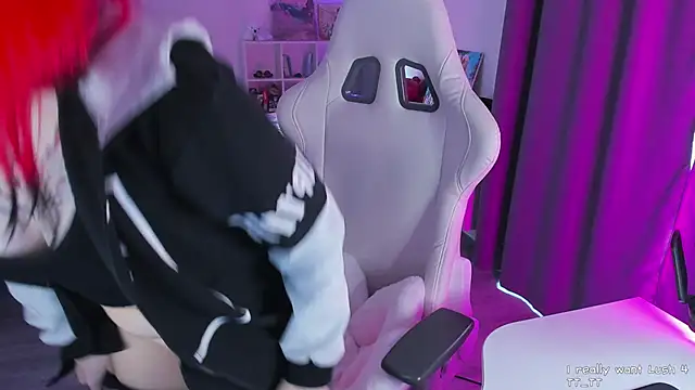 Snapshot of Yumi_Youkai chatting on March 2025 06:54:02 AM Yumi Youkai online show from March 2025 06:54:02 AM