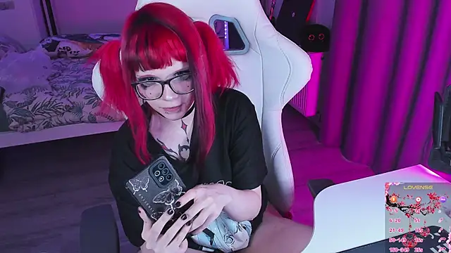 Snapshot of Yumi_Youkai chatting on November 2025 07:54:01 AM Yumi Youkai online show from November 2025 07:54:01 AM