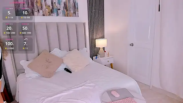 Snapshot of NOVACY-SANTOS chatting on October 2025 04:17:01 PM NOVACY-SANTOS online show from October 2025 04:17:01 PM