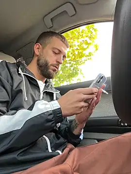 ElChapoGuzman95 online show from October 2025 05:28:01 AM