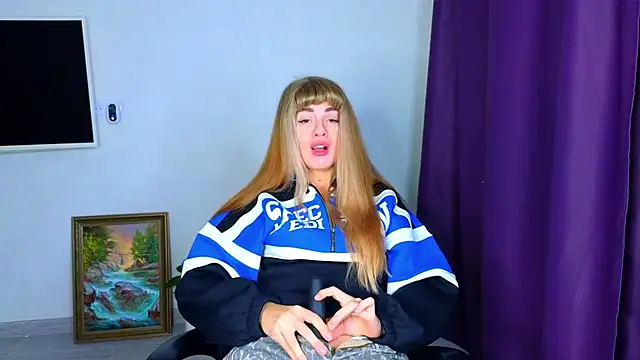 Snapshot of _comefeelme_ chatting on October 2025 03:10:01 AM comefeelme online show from October 2025 03:10:01 AM