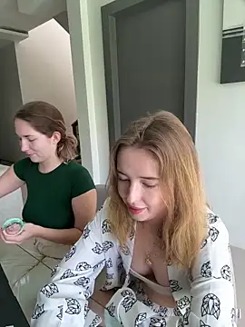 Nura n Sarah online show from March 2025 05:13:02 AM