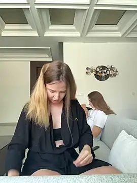 Nura n Sarah online show from October 2025 03:53:01 AM