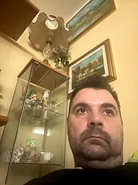 Snapshot of h4cAlex chatting on November 2025 06:20:01 PM h4cAlex online show from November 2025 06:20:01 PM