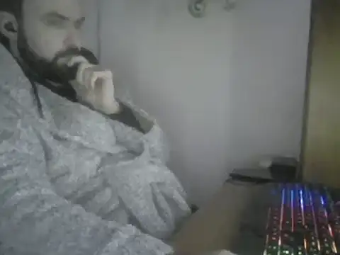 Snapshot of joaodias_97 chatting on December 2024 10:34:02 PM joaodias 97 online show from December 2024 10:34:02 PM