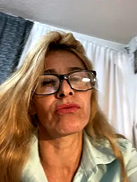 Snapshot of SahoryHorny chatting on November 2025 07:57:02 PM SahoryHorny online show from November 2025 07:57:02 PM