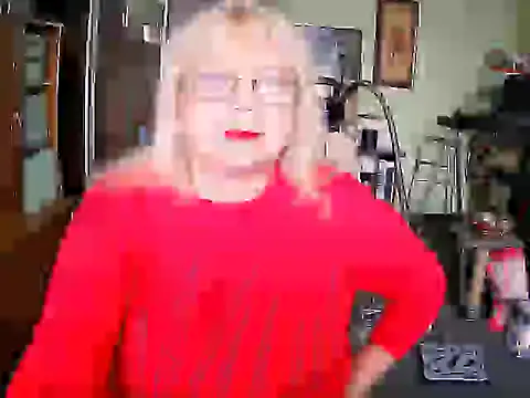 Snapshot of LOLA8888 chatting on September 2025 11:04:01 AM LOLA8888 online show from September 2025 11:04:01 AM