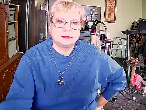 Snapshot of LOLA8888 chatting on October 2025 10:38:01 AM LOLA8888 online show from October 2025 10:38:01 AM