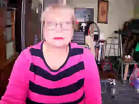 Snapshot of LOLA8888 chatting on October 2025 10:38:01 AM LOLA8888 online show from October 2025 10:38:01 AM