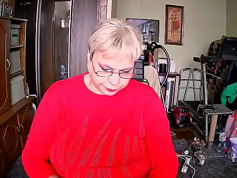 Snapshot of LOLA8888 chatting on November 2025 11:10:01 AM LOLA8888 online show from November 2025 11:10:01 AM