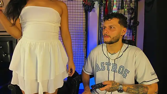 Snapshot of Twisted_Fantasy chatting on November 2025 04:11:02 AM Twisted Fantasy online show from November 2025 04:11:02 AM