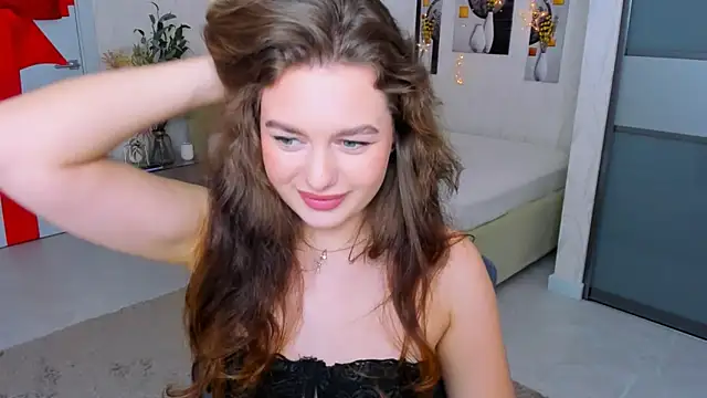 Snapshot of MiracleCurly chatting on February 2025 01:11:01 PM MiracleCurly online show from February 2025 01:11:01 PM