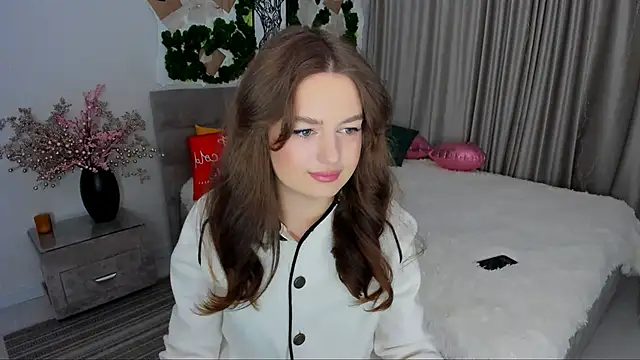 Snapshot of MiracleCurly chatting on March 2025 04:04:01 PM MiracleCurly online show from March 2025 04:04:01 PM