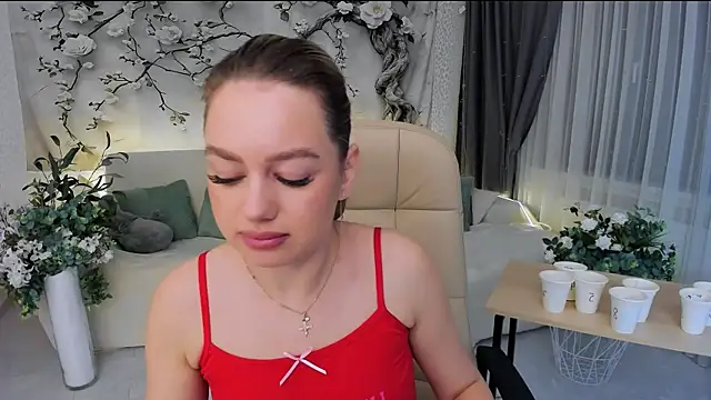 Snapshot of MiracleCurly chatting on November 2025 07:02:02 PM MiracleCurly online show from November 2025 07:02:02 PM