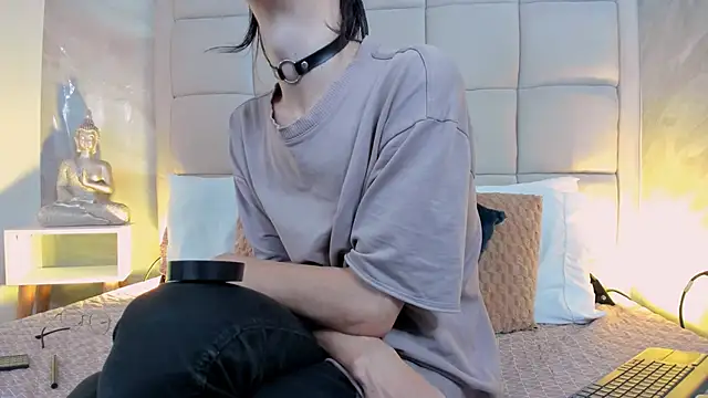 Snapshot of Hecatee_77 chatting on September 2025 07:51:02 PM Hecatee 77 online show from September 2025 07:51:02 PM