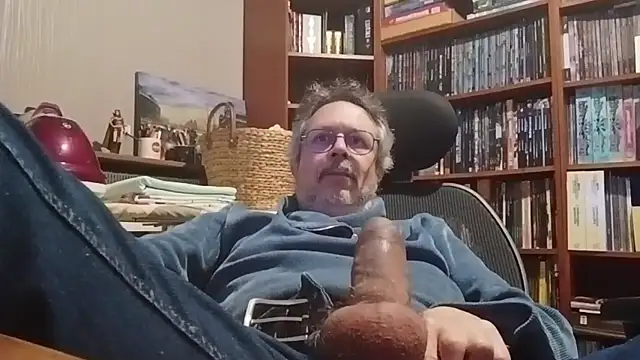 Mandra is a whore online show from October 2025 09:50:02 PM