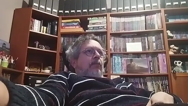 Mandra is a whore online show from November 2025 05:37:02 PM