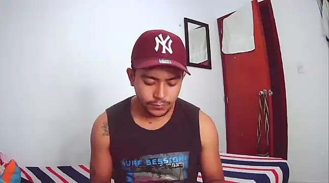 Snapshot of wailer_ chatting on January 2025 05:08:01 AM wailer online show from January 2025 05:08:01 AM