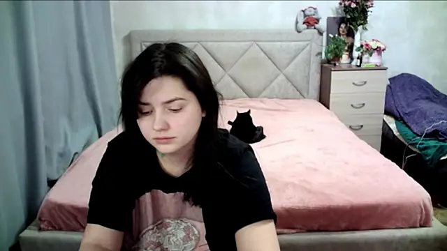 juliettkalen online show from December 2024 05:28:02 AM