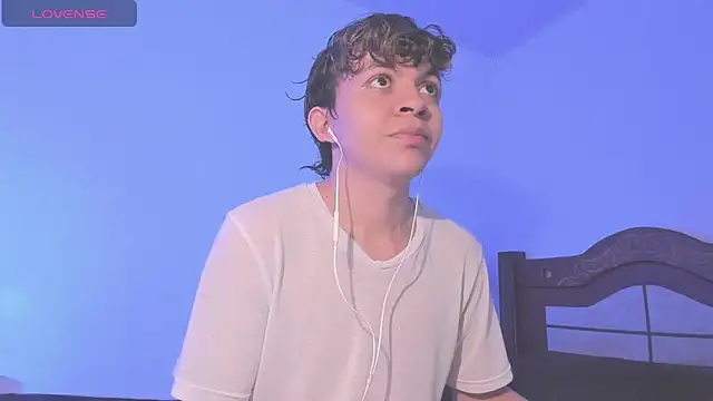 Lucaas King online show from December 2024 05:50:01 PM