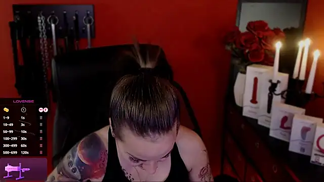 Snapshot of _Jane_Warren_ chatting on February 2025 06:59:01 PM Jane Warren online show from February 2025 06:59:01 PM