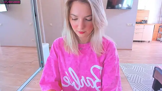 liloneforyou online show from October 2025 10:34:02 AM