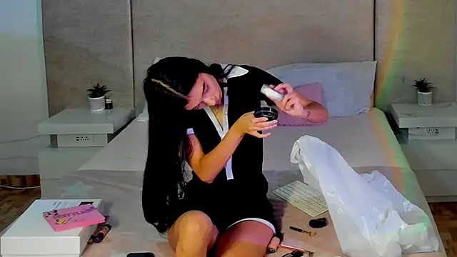 Snapshot of katt_pelaez chatting on October 2025 05:36:02 PM katt pelaez online show from October 2025 05:36:02 PM