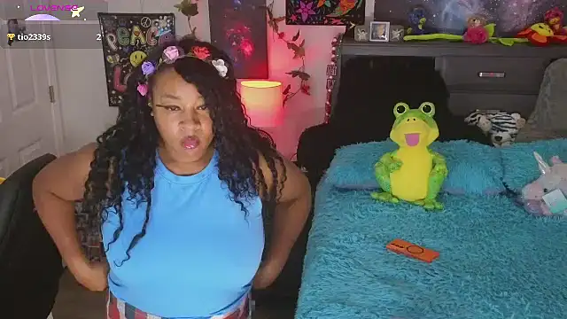 Snapshot of temptressbeauty24 chatting on October 2025 04:29:01 AM temptressbeauty24 online show from October 2025 04:29:01 AM