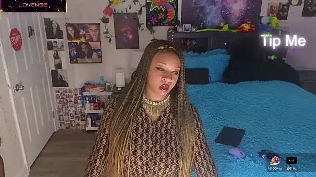 Snapshot of temptressbeauty24 chatting on November 2025 11:37:01 PM temptressbeauty24 online show from November 2025 11:37:01 PM