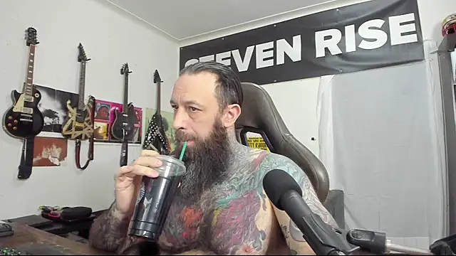 StevenRiseNYC online show from February 2025 01:20:01 PM
