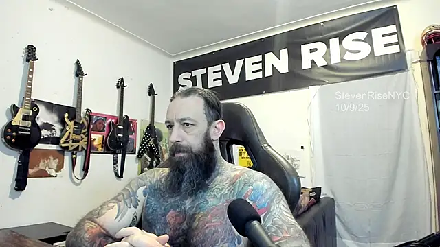 Snapshot of StevenRiseNYC chatting on October 2025 12:47:02 PM StevenRiseNYC online show from October 2025 12:47:02 PM