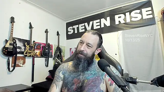 Snapshot of StevenRiseNYC chatting on October 2025 12:27:01 PM StevenRiseNYC online show from October 2025 12:27:01 PM