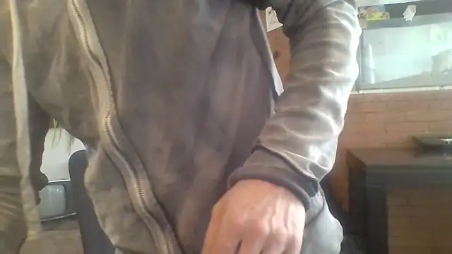 Snapshot of Stevenson988 chatting on October 2025 03:24:01 PM Stevenson988 online show from October 2025 03:24:01 PM