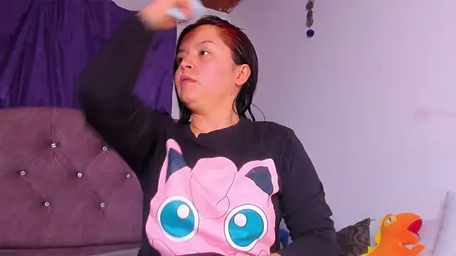 Snapshot of amy_18 chatting on September 2025 06:17:02 AM amy 18 online show from September 2025 06:17:02 AM