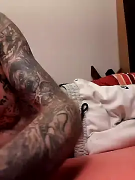 PIercingBoy38 online show from January 2025 12:38:02 AM