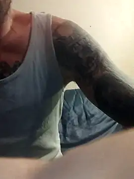 Snapshot of PIercingBoy38 chatting on November 2025 07:27:02 PM PIercingBoy38 online show from November 2025 07:27:02 PM