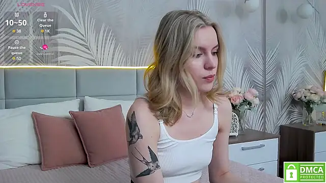 AmaliaBell online show from December 2024 01:06:01 PM