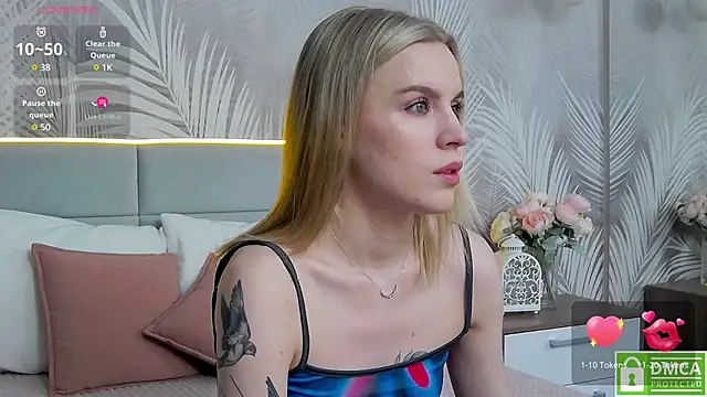 AmaliaBell online show from December 2024 01:01:02 PM
