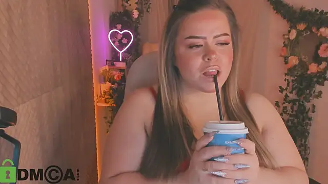 Snapshot of Sheila_queen_ chatting on January 2025 09:22:01 PM Sheila queen online show from January 2025 09:22:01 PM