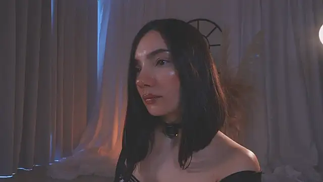 Snapshot of AmyArmstrong chatting on November 2025 08:29:01 PM AmyArmstrong online show from November 2025 08:29:01 PM