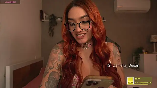 Snapshot of DaniDusan_ chatting on January 2025 05:35:02 PM DaniDusan online show from January 2025 05:35:02 PM